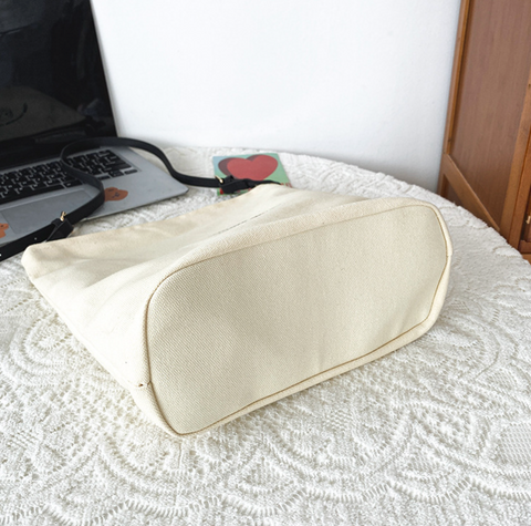 Beautiful Oneself Tote