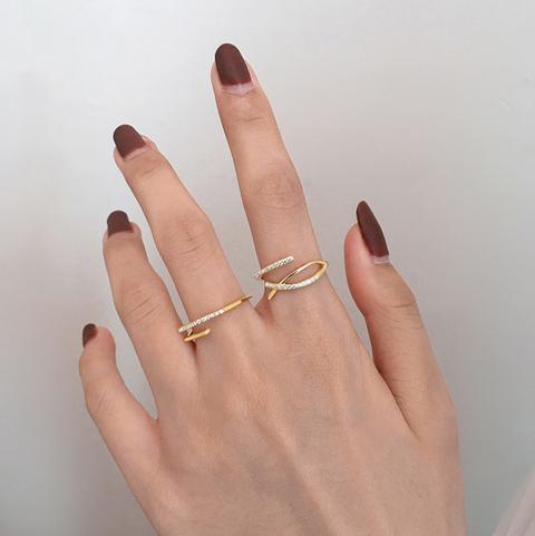 Twist Crystal Line Ring