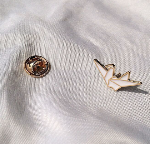 Paper Crane Pin