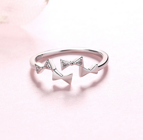 Bow Ribbons Ring