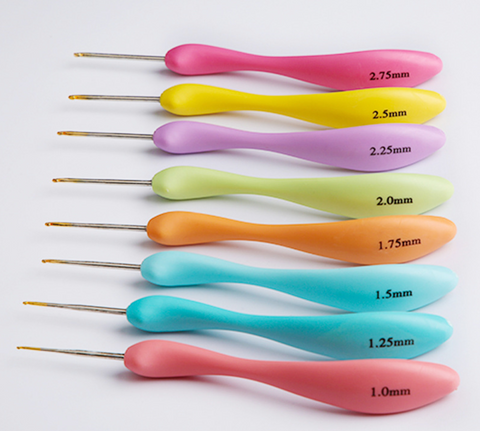 Curved Handle Crochet 8 Set