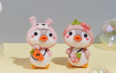 Penguin Needle Felt Set