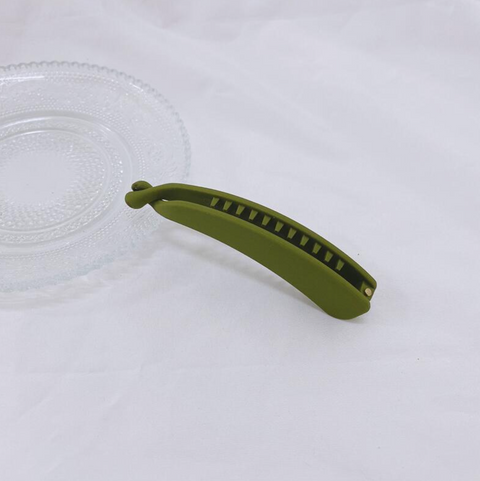 Twist Matte Hair Clip