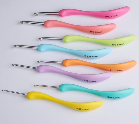 Curved Handle Crochet 8 Set