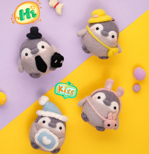 Chibi Penguin Needle Felt Set