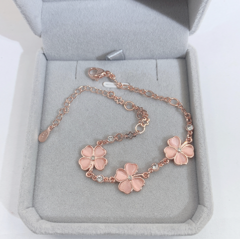 Four Leaf Clover Rose Gold Bracelet