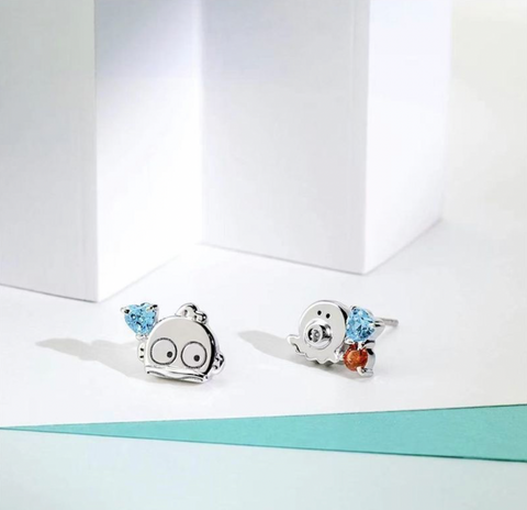 Hangyodon Silver Earring