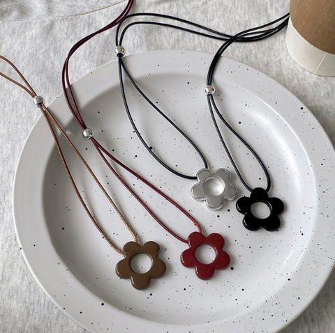 Five Petal Necklace