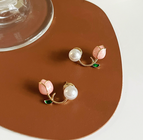 Pink Tulip Gold Earring