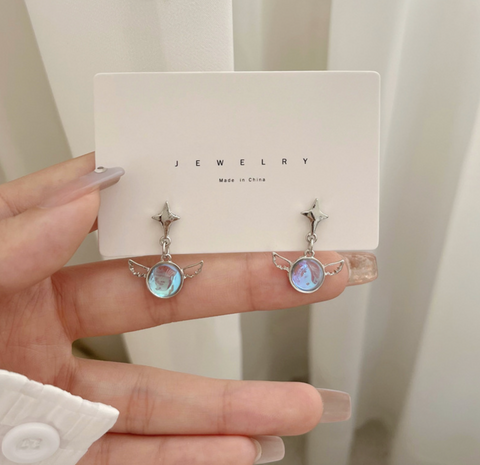 Circle Wing Star Earring