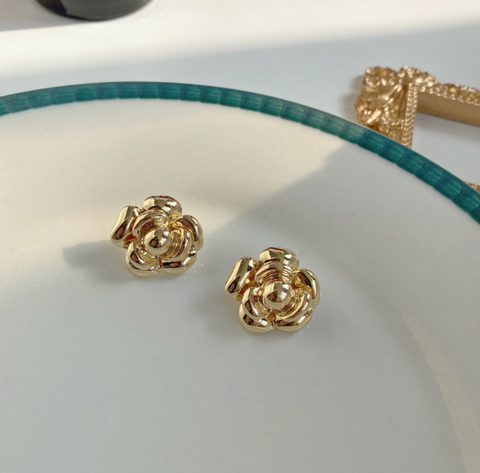 Gold Rose Stud Earring