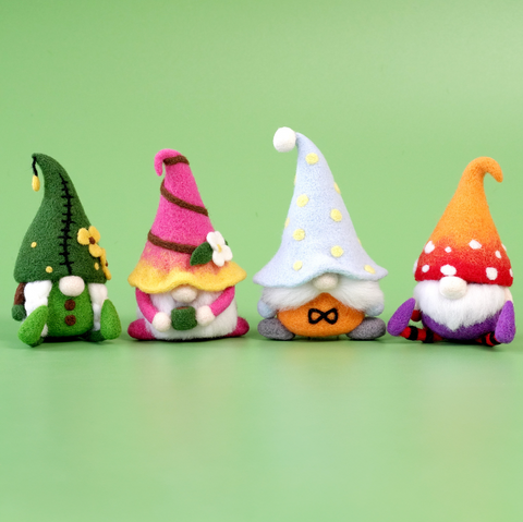 Seasonal Gnome Felt Kit 4 Set