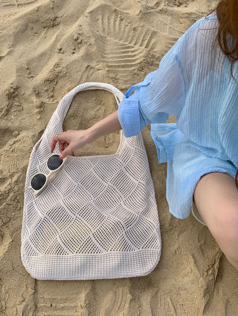 Diamond Stitch Knit Tote