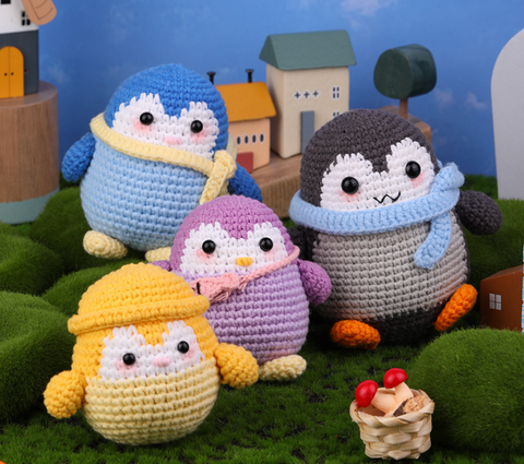 Cute Penguin with Scarf Crochet Set