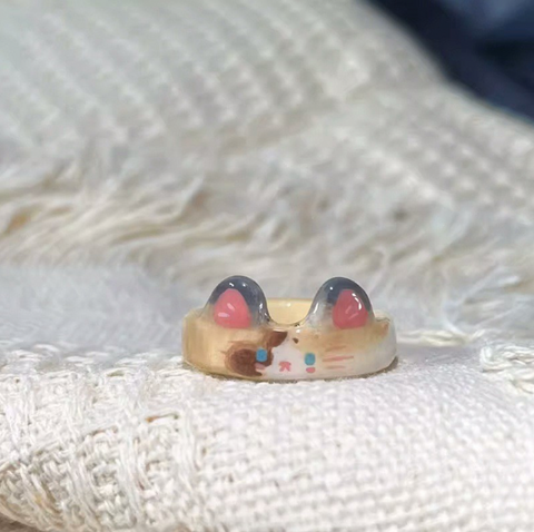 Ceramic Kitten Ring