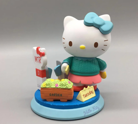 Hello Kitty Lovely Week Statue