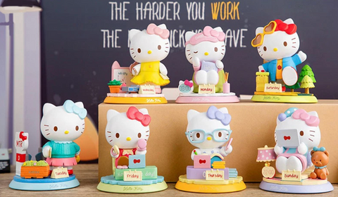 Hello Kitty Lovely Week Statue