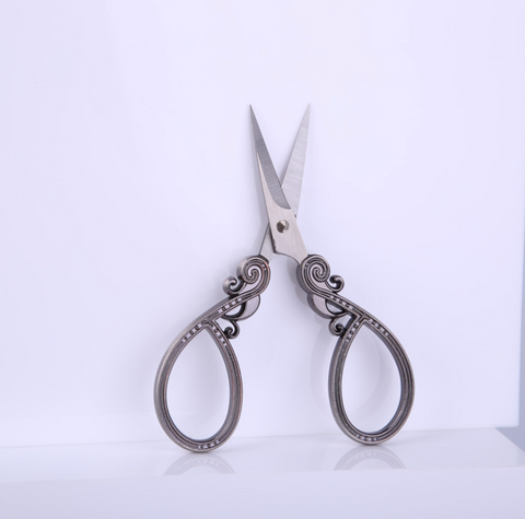 Retro Curve Scissors