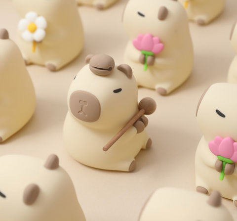 Goodluck Capybara Nightlight