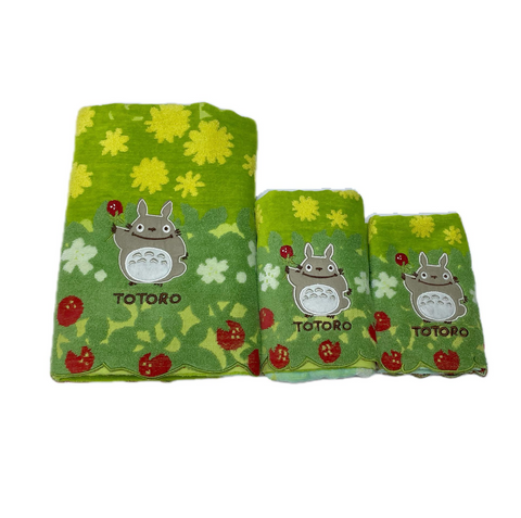 Totoro Dandelions Bath Towel