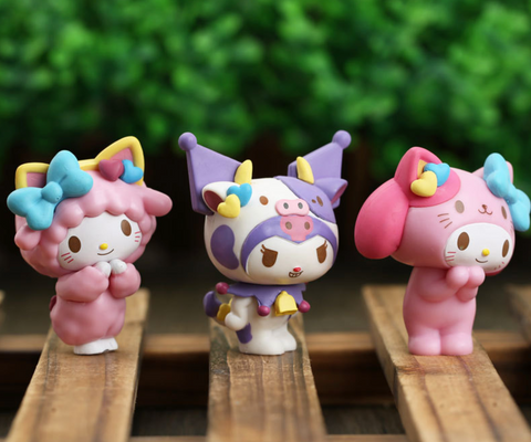 Sanrio Hello Kitty Kuromi Statues