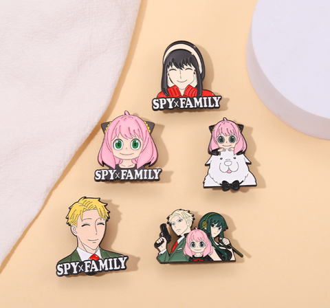 Spy Family Pins