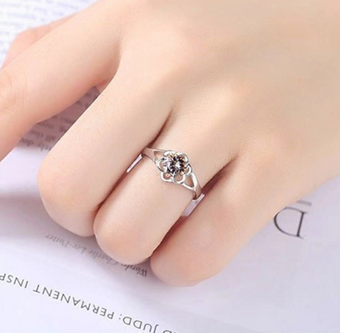 Flower Crystal Ring